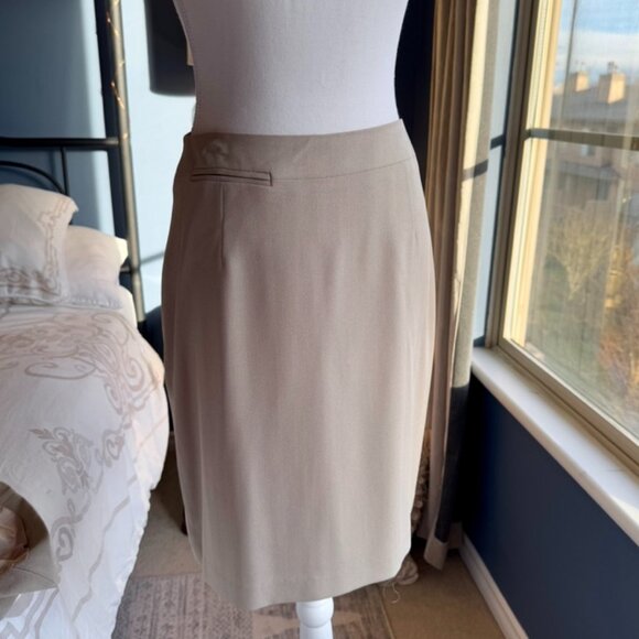 Vintage Beige Herringbone Skirt Suit Set - Picture 9 of 16